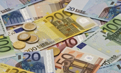 Curs valutar BNM pentru 16 iulie. Cât costă astăzi un euro și un dolar - FOTO