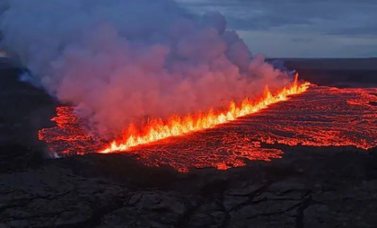  Imagini spectaculoase de la erupția vulcanică din Islanda, a noua în zonă în aproximativ un an și jumătate - VIDEO