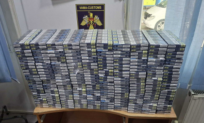  Țigări camuflate în cutii de bastonașe, găsite într-un autocar ce se îndrepta spre Franța. Ce spune Serviciul Vamal