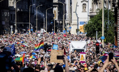 Primarul liberal al Budapestei anunță că este suspect într-o anchetă a poliției privind organizarea marșului LGBTQ+, interzis de guvernul Viktor Orban
 Primarul liberal al Budapestei anunță că este suspect într-o anchetă a poliției privind organizarea marșului LGBTQ+, interzis de guvernul Viktor Orban