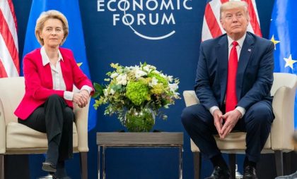 Ce a făcut Trump înainte de discuțiile cruciale cu șefa Comisiei Europene - FOTO / VIDEO 
