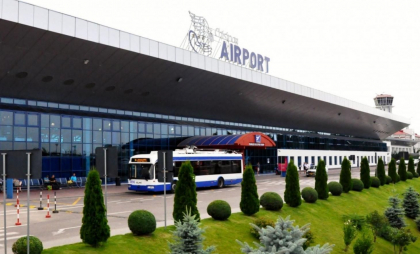 Mai mulți politicieni străini ar fi fost întorși din drum, pe Aeroportul Internațional Chișinău, în timp ce se îndreptau la un eveniment suveranist, organizat la Chișinău  