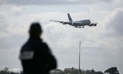 Cel mai mare avion de pasageri din lume se strică tot mai des
Cel mai mare avion de pasageri din lume se strică tot mai des