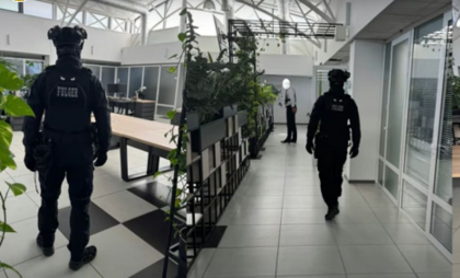 Percheziții la o firmă IT suspectată de evaziune fiscală în valoare de peste 2 milioane de lei - VIDEO

