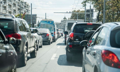 Vești bune pentru șoferi: Carburanții continuă să se ieftinesc ușor. Care sunt noile prețuri stabilite de ANR - FOTO