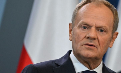 Premierul polonez afirmă că „multe semne” indică faptul că războiul din Ucraina „ar putea fi suspendat în curând”
Premierul polonez afirmă că „multe semne” indică faptul că războiul din Ucraina „ar putea fi suspendat în curând”