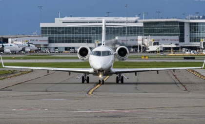 Aterizare de urgență a unui avion american cu destinația Amsterdam. 25 de persoane au fost rănite din cauza turbulențelor puternice - VIDEO Aterizare de urgență a unui avion american cu destinația Amsterdam. 25 de persoane au fost rănite din cauza turbulențelor puternice - VIDEO