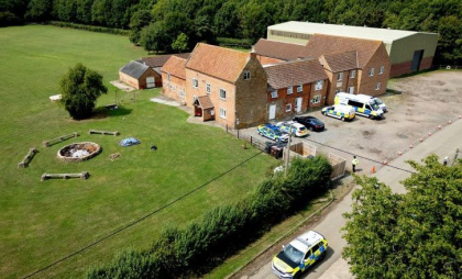 Un bărbat de 76 de ani a fost arestat pentru otrăvirea unor copii într-o tabără de vară din Marea Britanie
