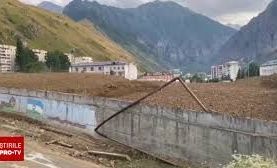 Alunecare de teren în Caucaz: Stare de urgență și evacuări ale populației în Rusia Alunecare de teren în Caucaz: Stare de urgență și evacuări ale populației în Rusia