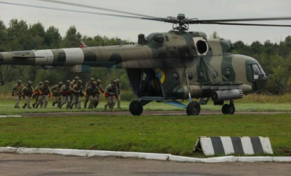 De Ziua Forţelor Aeriene, Volodimir Zelenski numeşte un nou comandant al acestora De Ziua Forţelor Aeriene, Volodimir Zelenski numeşte un nou comandant al acestora