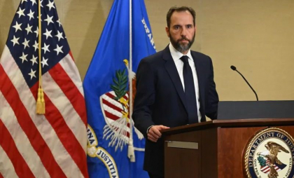 Anchetă lansată asupra lui Jack Smith, fostul procuror special care l-a investigat pe Donald Trump Anchetă lansată asupra lui Jack Smith, fostul procuror special care l-a investigat pe Donald Trump