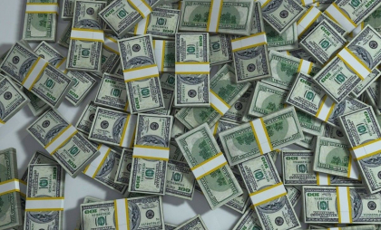 Curs valutar BNM pentru 4 august. Cât costă un euro și un dolar - FOTO
Curs valutar BNM pentru 4 august. Cât costă un euro și un dolar - FOTO