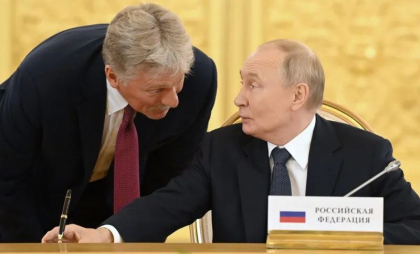 Kremlinul, prima declarație despre mutarea submarinelor nucleare americane: „Rusia este foarte atentă”
Kremlinul, prima declarație despre mutarea submarinelor nucleare americane: „Rusia este foarte atentă”