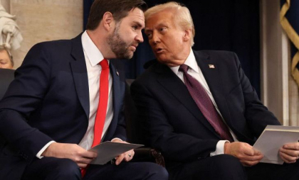 Trump sugerează că JD Vance ar putea fi succesorul său la alegerile din 2028 Trump sugerează că JD Vance ar putea fi succesorul său la alegerile din 2028