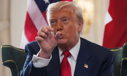 „Nu va avea de ales, pentru că economia lui e varză”. Pe ce mizează Trump pentru a-l obliga pe Putin să pună capăt războiului
„Nu va avea de ales, pentru că economia lui e varză”. Pe ce mizează Trump pentru a-l obliga pe Putin să pună capăt războiului