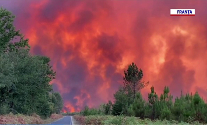 Franța, în flăcări. Cel mai mare incendiu din ultimii 20 de ani a mistuit o suprafață mai întinsă decât cea a Parisului Franța, în flăcări. Cel mai mare incendiu din ultimii 20 de ani a mistuit o suprafață mai întinsă decât cea a Parisului