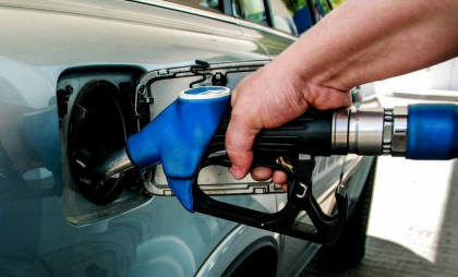 Benzina se scumpește, iar motorina se ieftinește. Noile prețuri stabilite de ANRE pentru carburanți - FOTO
