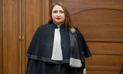 Justiția sub presiune: Judecătoarea Livia Mitrofan, membră CSM, amenințată cu moartea pe WhatsApp: „Prima o să fie Ana, tu ești următoarea” Justiția sub presiune: Judecătoarea Livia Mitrofan, membră CSM, amenințată cu moartea pe WhatsApp: „Prima o să fie Ana, tu ești următoarea”
