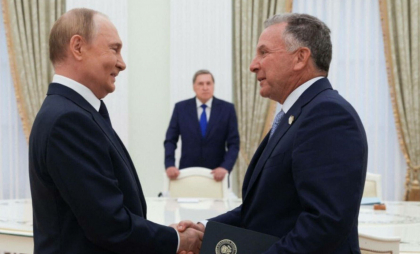 Trimisul lui Trump, Witkoff, suspectat de o gafă monumentală după întâlnirea cu Putin. Ce ar fi înțeles greșit la Kremlin
Trimisul lui Trump, Witkoff, suspectat de o gafă monumentală după întâlnirea cu Putin. Ce ar fi înțeles greșit la Kremlin