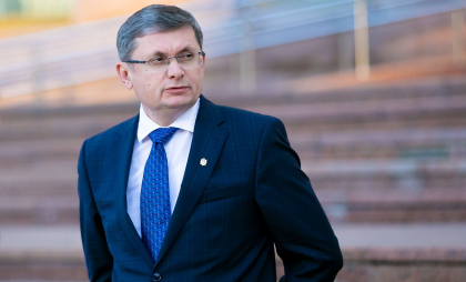 „Un mod josnic și barbar de a încerca să fie speriați oamenii.” Reacția președintelui PAS, după ce primarului din Stăuceni i-a fost aruncat un explozibil în grădina casei