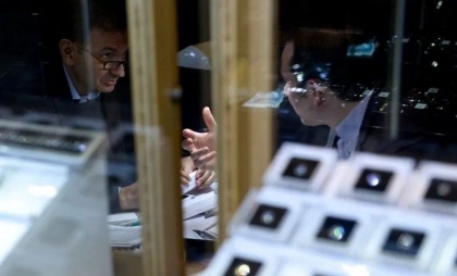 Cel mai mare jaf de diamante din istorie. Dezvăluiri făcute chiar de creierul operațiunii, într-un documentar pe Netflix
Cel mai mare jaf de diamante din istorie. Dezvăluiri făcute chiar de creierul operațiunii, într-un documentar pe Netflix