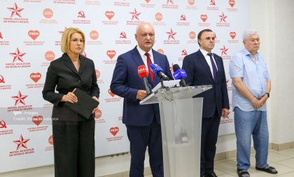 Voronin, abia pe locul 50: Blocul „Patriotic” și-a depus lista la CEC. Cine sunt candidații de top Voronin, abia pe locul 50: Blocul „Patriotic” și-a depus lista la CEC. Cine sunt candidații de top