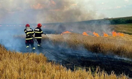 IGSU avertizează: Pericol Excepțional de incendiu și cod galben de caniculă. Cu ce recomandări vin salvatorii
