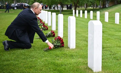 Ce a făcut Putin după întâlnirea cu Trump din Alaska, înainte să se urce în avion - VIDEO