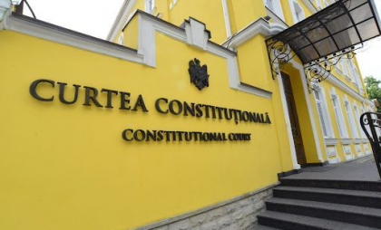 Curtea Constituțională are o nouă componență: Malanciuc, Litvinenco, Manole, Roșca și Șova au depus jurământul în cadrul unei sesiuni solemne a Parlamentului
