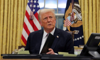Trump a salutat „progresele substanțiale” în eforturile de pace, la începutul întâlnirii cu Zelenski Trump a salutat „progresele substanțiale” în eforturile de pace, la începutul întâlnirii cu Zelenski