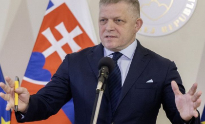 Jocul dublu al Slovaciei: în timp ce premierul pro-rus Fico atacă Kievul, țara sa vinde armament Ucrainei Jocul dublu al Slovaciei: în timp ce premierul pro-rus Fico atacă Kievul, țara sa vinde armament Ucrainei