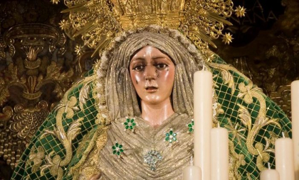 Scandal în Sevilla după ce „Macarena”, celebra statuie a Fecioarei Maria, a fost restaurată: „Parcă i-au făcut operații estetice”