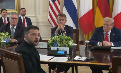 Zelenski: „Discuțiile despre schimbul de teritorii vor avea loc doar într-o întâlnire trilaterală cu Putin” Zelenski: „Discuțiile despre schimbul de teritorii vor avea loc doar într-o întâlnire trilaterală cu Putin”