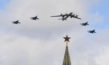 Rușii au ridicat două bombardiere strategice Tupolev Tu-95, chiar dacă întâlnirea de la Casa Albă era în derulare, iar Trump l-a sunat pe Putin
