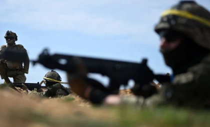 10 țări europene, dispuse să desfășoare forțe militare pe teritoriul Ucrainei. Negocierile privind garanțiile de securitate prind viteză 10 țări europene, dispuse să desfășoare forțe militare pe teritoriul Ucrainei. Negocierile privind garanțiile de securitate prind viteză