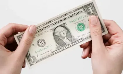 Curs valutar BNM pentru 22 august. Cât costă un euro și un dolar - FOTO
Curs valutar BNM pentru 22 august. Cât costă un euro și un dolar - FOTO