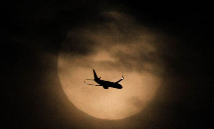 Momente de panică într-un avion deasupra Italiei. Turbulențele au obligat zborul Alicante - Roma să aterizeze de urgență la Bolognia