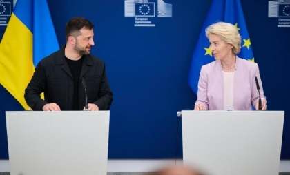 UE oferă Ucrainei 4 miliarde de euro. Mesajul președintelui Comisiei UE, Ursula von der Leyen UE oferă Ucrainei 4 miliarde de euro. Mesajul președintelui Comisiei UE, Ursula von der Leyen
