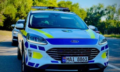 Peste 2000 de șoferi au depășit limita de viteză, iar 50 - prinși băuți la volan. Ce alte încălcări au fost depistate de polițiști în acest weekend