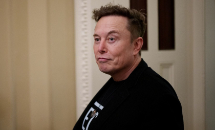 Elon Musk atacă în instanță Apple și OpenAI. Procesul vizează o presupusă schemă anticoncurențială