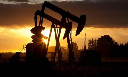 Petrol: Cum se schimbă harta lumii și unde țintesc SUA
Petrol: Cum se schimbă harta lumii și unde țintesc SUA