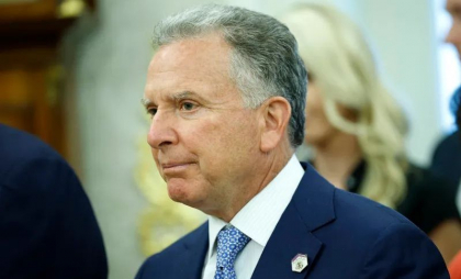 Emisarul special al lui Trump afirmă că războiul de Gaza se va încheia anul acesta: „Vom rezolva această problemă într-un fel sau altul”
Emisarul special al lui Trump afirmă că războiul de Gaza se va încheia anul acesta: „Vom rezolva această problemă într-un fel sau altul”