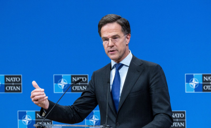 Secretarul general al NATO avertizează asupra atacurilor hibride ale Rusiei. „Pot lua forma unor tentative de asasinat”
Secretarul general al NATO avertizează asupra atacurilor hibride ale Rusiei. „Pot lua forma unor tentative de asasinat”