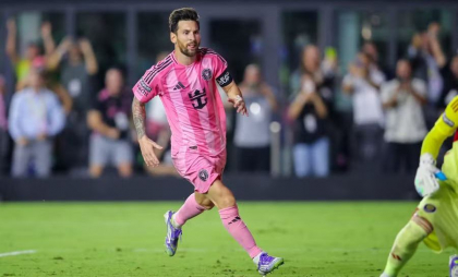 Lionel Messi o duce pe Inter Miami în finala Leagues Cup. Argentinianul a marcat o nouă dublă Lionel Messi o duce pe Inter Miami în finala Leagues Cup. Argentinianul a marcat o nouă dublă