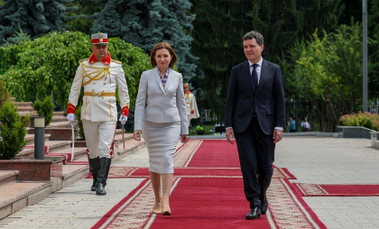 Președinția anunță programul pentru 31 august, de Ziua Limbii Române: Președintele României, Nicușor Dan - așteptat la Chișinău Președinția anunță programul pentru 31 august, de Ziua Limbii Române: Președintele României, Nicușor Dan - așteptat la Chișinău