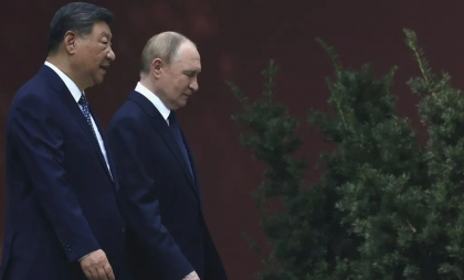 Xi Jinping, Putin și Kim Jong Un: ce plănuiește „axa destabilizării”, reunită la Beijing. Un mesaj pentru Trump și un eveniment cu un puternic simbolism
Xi Jinping, Putin și Kim Jong Un: ce plănuiește „axa destabilizării”, reunită la Beijing. Un mesaj pentru Trump și un eveniment cu un puternic simbolism