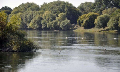 Avertizare hidrologică: Cod ROȘU, PORTOCALIU și GALBEN de scurgere redusă a apei 