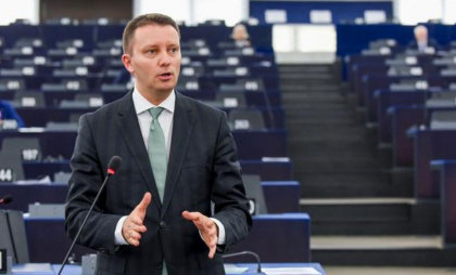 Siegfried Mureșan: „Rusia vrea să transforme Republica Moldova într-un satelit pentru războiul său împotriva democrațiilor europene” Siegfried Mureșan: „Rusia vrea să transforme Republica Moldova într-un satelit pentru războiul său împotriva democrațiilor europene”