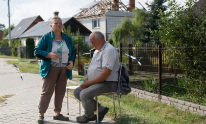 Un pensionar polonez se uita la știrile despre dronele rusești când una i-a distrus acoperișul. „Brusc ceva a explodat, lustra a căzut” Un pensionar polonez se uita la știrile despre dronele rusești când una i-a distrus acoperișul. „Brusc ceva a explodat, lustra a căzut”