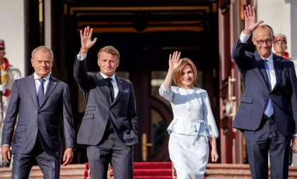 Sondaj Avangarde: Românii au cea mai mare încredere în Sandu și Trump. La polul opus, Putin și Rusia. O invazie rusă, văzută ca posibilă Sondaj Avangarde: Românii au cea mai mare încredere în Sandu și Trump. La polul opus, Putin și Rusia. O invazie rusă, văzută ca posibilă